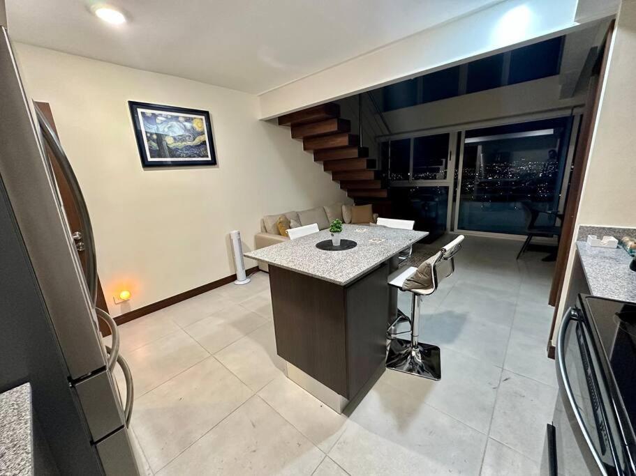 Penthouse En Los Yoses, Vista De Los Dioses Fast Wifi San José Extérieur photo